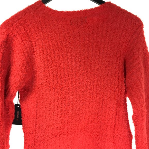 🌺3/$15🌺NWT Red Fluffy Knitted Sweater - Picture 2 of 6